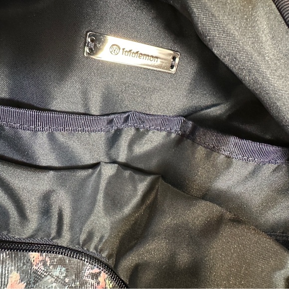 Lululemon Run All Day Backpack Floral #0137 - Picture 4 of 7